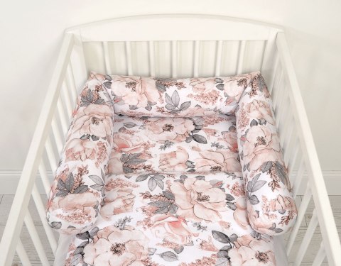 Bobono Ochraniacz wałek do łóżeczka niemowlęcego - róże sepia