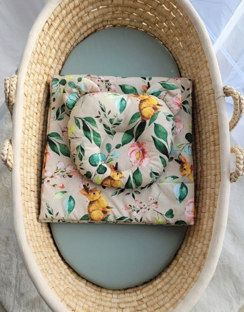 My Sweet Baby Kołderka z wypełnieniem i poduszka profilowana Miś - zestaw 2cz. - Rabbit with flowers