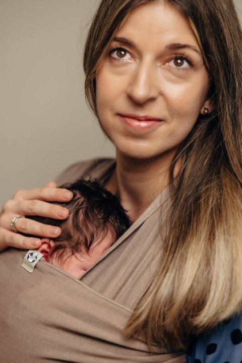 Chusta do noszenia dzieci, elastyczna - Mocha - rozmiar standardowy 5.0 m