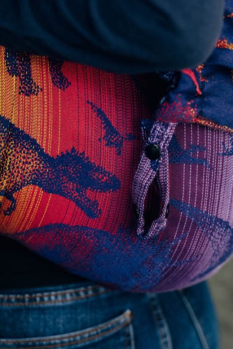 Nosidło Klamrowe Onbuhimo PRO z tkaniny żakardowej (100% bawełna), rozmiar Preschool - PARK JURAJSKI - NOWA ERA