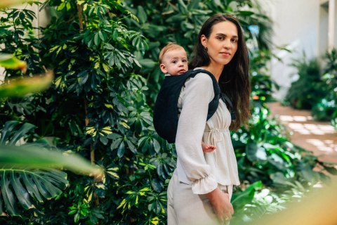 Nosidło Klamrowe Onbuhimo PRO z tkaniny żakardowej (59% bawełna, 41% wełna merino), rozmiar Toddler - PAWI OGON - PITCH BLACK