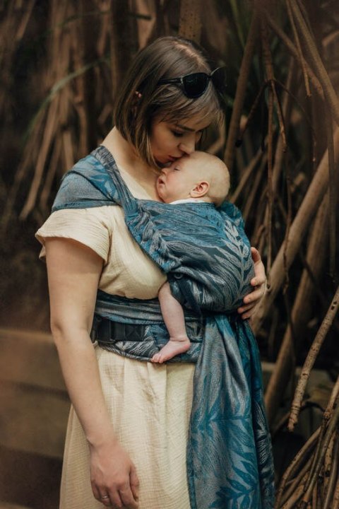 Nosidełko LennyHybrid Half Buckle, splot żakardowy, (54% bawełna, 46% TENCEL™ Lyocell) , rozmiar standard - RAINFOREST - NOCTURN