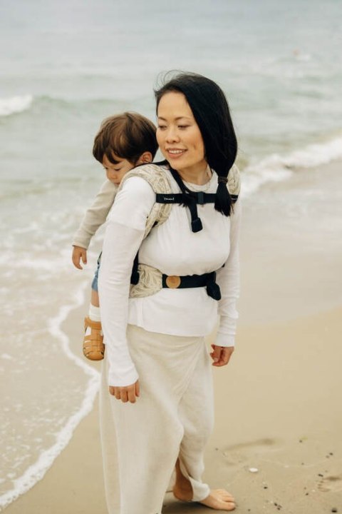 Nosidełko LennyLight z tkaniny żakardowej 50% bawełna, 50% wiskoza bambusowa , rozmiar standard - INFINITY - GOLDEN HOUR