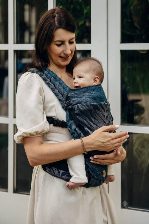 Nosidełko LennyLight z tkaniny żakardowej (54% bawełna, 46% TENCEL™ Lyocell), rozmiar standard - RAINFOREST - NOCTURNAL