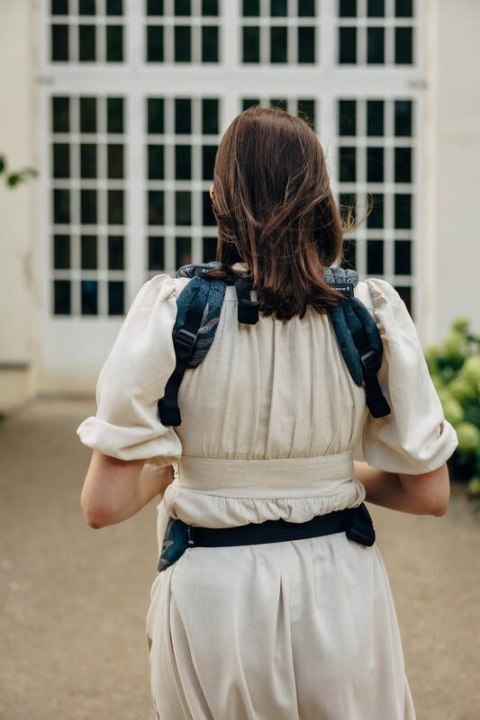 Nosidełko LennyLight z tkaniny żakardowej (54% bawełna, 46% TENCEL™ Lyocell), rozmiar standard - RAINFOREST - NOCTURNAL