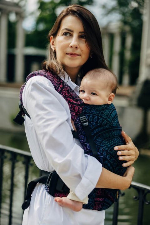 Nosidełko LennyLight z tkaniny żakardowej 60% bawełna, 28% wełna merino, 8% jedwab, 4% kaszmir , rozmiar standard, PAWI OGON - C