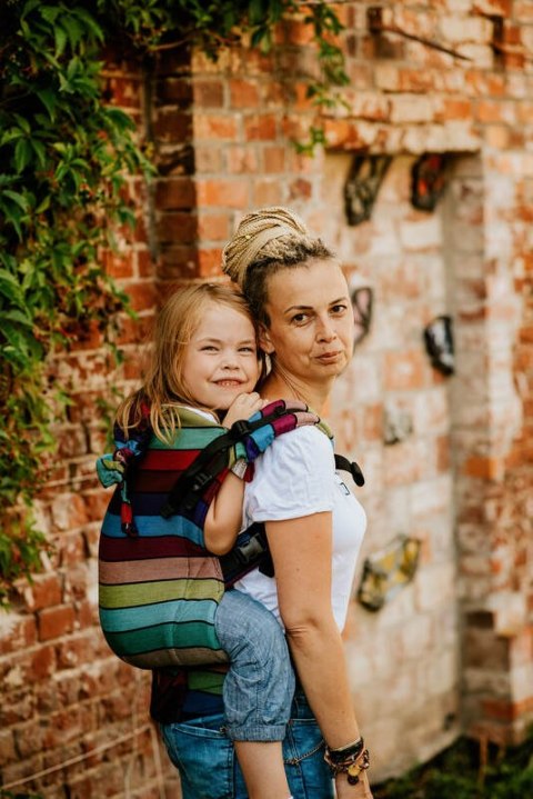 Nosidełko LennyPreschool z tkaniny skośno-krzyżowej 100% bawełna, rozmiar preschool - KARUZELA BARW