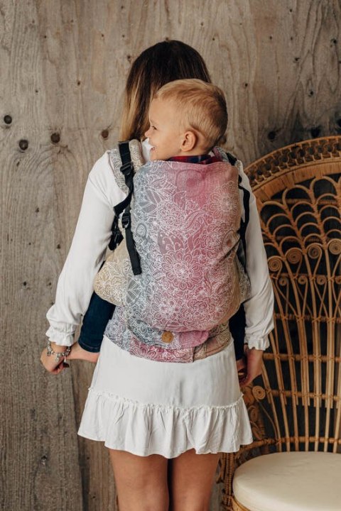 Nosidełko LennyPreschool z tkaniny żakardowej 100% bawełna, rozmiar preschool - DZIKIE WINO - VINEYARD