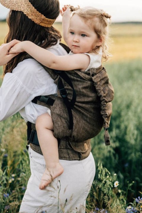 Nosidełko LennyPreschool z tkaniny żakardowej 100% len, rozmiar preschool - ARROW - WOOD