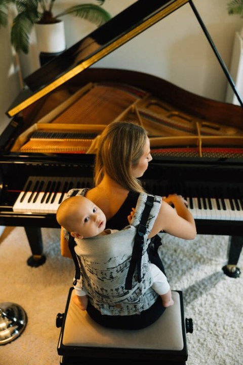 Nosidełko LennyUpGrade PRO z tkaniny żakardowej 100% bawełna , rozmiar standard - MELODY - POLONAISE