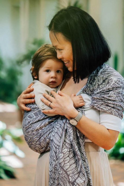 Żakardowa chusta kółkowa do noszenia dzieci, 100% wiskoza bambusowa, ramię bez zakładek - WOLNY DUCH - GAJUSZ - standard 1.8m