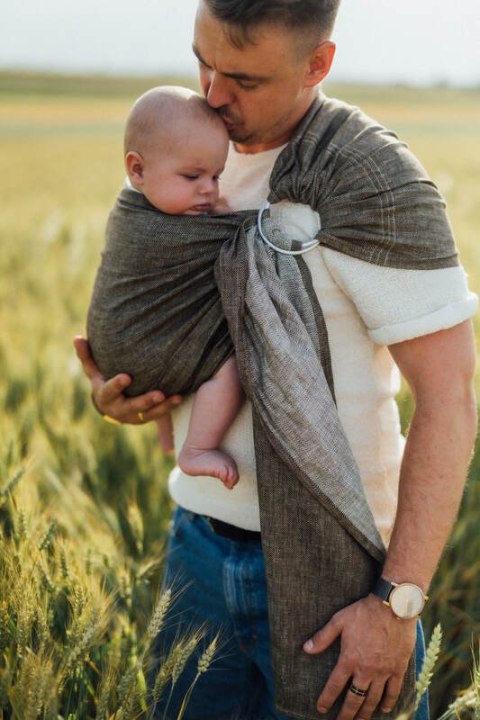 Chusta kółkowa do noszenia dzieci, splot chevron, 100% len, ramię bez zakładek - ARROW - WOOD - standard 1.8m