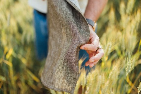 Chusta kółkowa do noszenia dzieci, splot chevron, 100% len, ramię bez zakładek - ARROW - WOOD - standard 1.8m