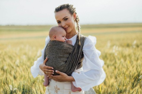 Chusta do noszenia dzieci, splot chevron, 100% len - ARROW - WOOD - rozmiar XS