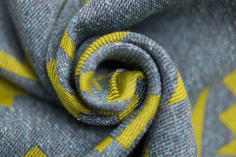 Żakardowa chusta do noszenia dzieci (37% bawełna czesana, 28% wełna merino, 23% jedwab noil, 8% jedwab morwowy, 4% kaszmir) - EK