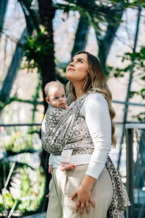 Żakardowa chusta do noszenia dzieci, 55% bawełna, 45% TENCEL™ Lyocell - HEXAFLOWERS - MIRROR - rozmiar M (drugi gatunek)