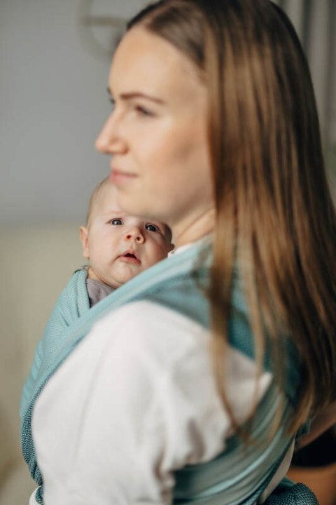 Moja pierwsza chusta do noszenia dzieci, tkana splotem jodełkowym, bawełna - MAŁA JODEŁKA BABY MINT - rozmiar M (drugi gatunek)