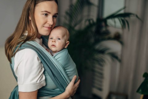 Moja pierwsza chusta do noszenia dzieci, tkana splotem jodełkowym, bawełna - MAŁA JODEŁKA BABY MINT - rozmiar M (drugi gatunek)