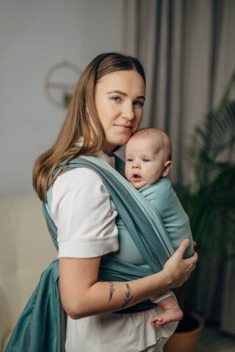 Moja pierwsza chusta do noszenia dzieci, tkana splotem jodełkowym, bawełna - MAŁA JODEŁKA BABY MINT - rozmiar M