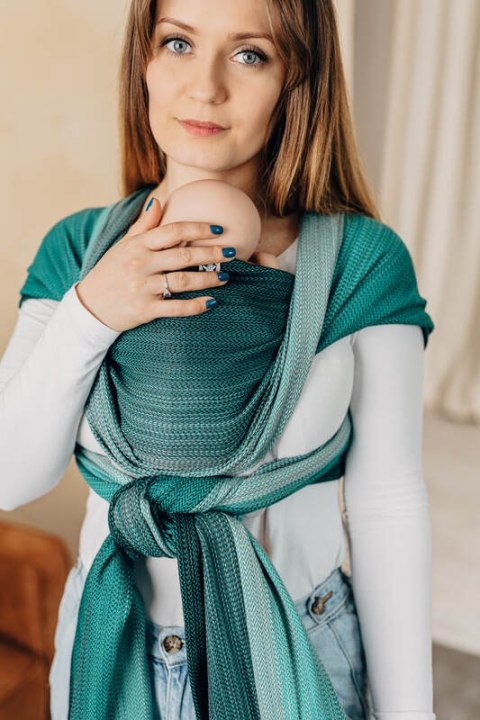 Chusta dla dzieci z niską wagą urodzeniową - MAŁA JODEŁKA OMBRE ZIELEŃ, splot jodełkowy (100% bawełna) - rozmiar M