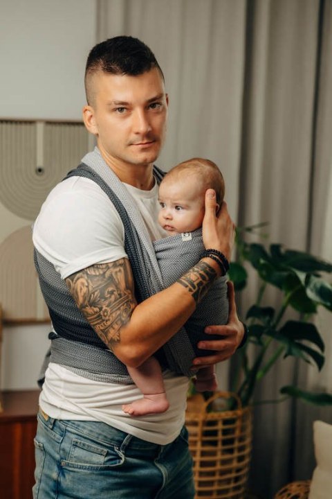 Chusta do noszenia dzieci, tkana splotem jodełkowym, bawełna - MAŁA JODEŁKA OMBRE SZARY - rozmiar S