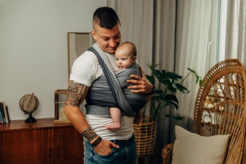 Chusta do noszenia dzieci, tkana splotem jodełkowym, bawełna - MAŁA JODEŁKA OMBRE SZARY - rozmiar S