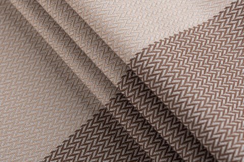 Moja pierwsza chusta do noszenia dzieci, tkana splotem jodełkowym, bawełna - MAŁA JODEŁKA BABY CAFFE LATTE - rozmiar S