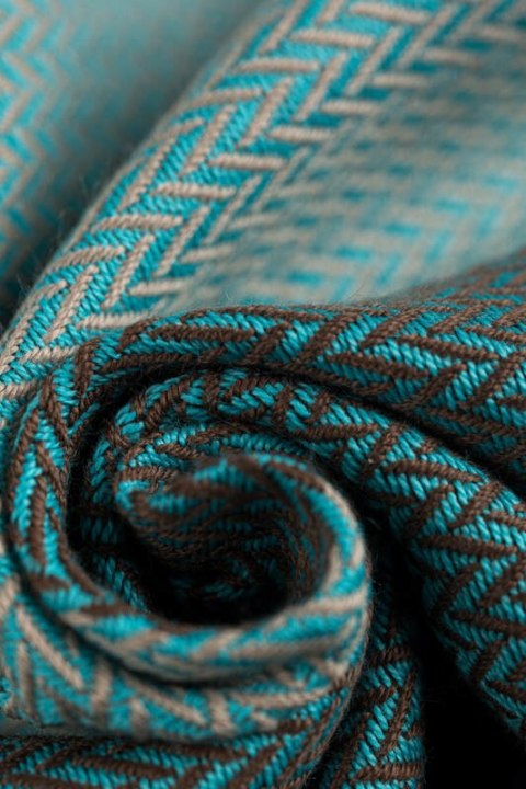 Moja pierwsza chusta do noszenia dzieci, tkana splotem jodełkowym, bawełna - MAŁA JODEŁKA BABY MINT - rozmiar XS