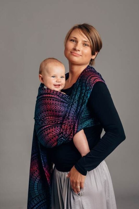 Żakardowa chusta do noszenia dzieci, 60% bawełna, 28% wełna merino, 8% jedwab, 4% kaszmir - PAWI OGON - CZARNY OPAL - rozmiar M