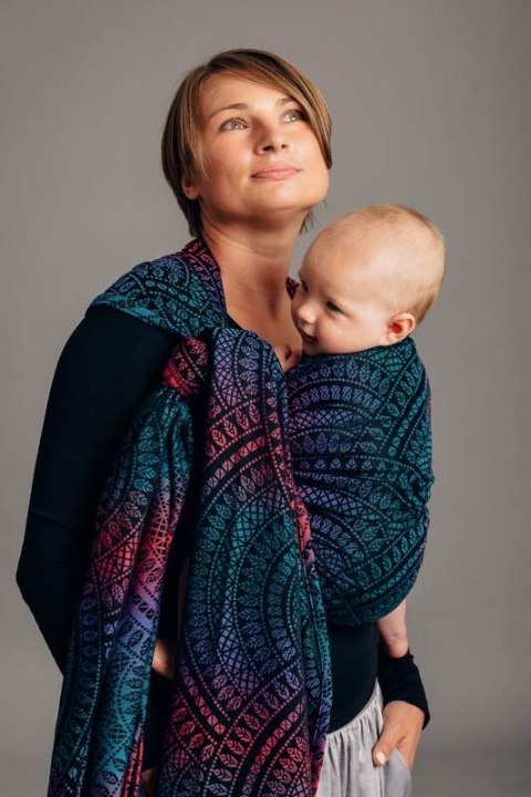 Żakardowa chusta do noszenia dzieci, 60% bawełna, 28% wełna merino, 8% jedwab, 4% kaszmir - PAWI OGON - CZARNY OPAL - rozmiar M