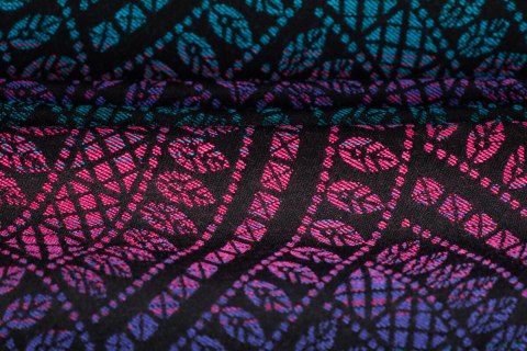 Żakardowa chusta do noszenia dzieci, 60% bawełna, 28% wełna merino, 8% jedwab, 4% kaszmir - PAWI OGON - CZARNY OPAL - rozmiar M