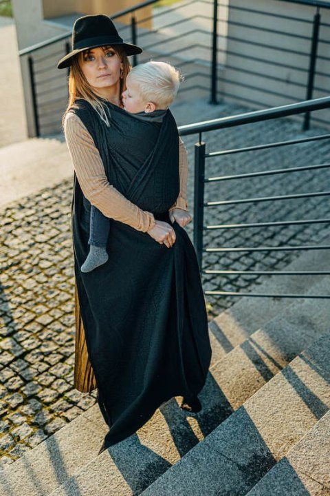 Żakardowa chusta do noszenia dzieci, 59% bawełna, 41% wełna merino - PAWI OGON - PITCH BLACK - rozmiar XL