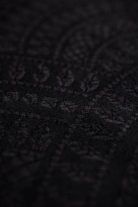 Żakardowa chusta do noszenia dzieci, 59% bawełna, 41% wełna merino - PAWI OGON - PITCH BLACK - rozmiar XL