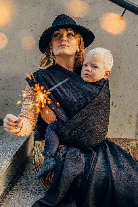 Żakardowa chusta do noszenia dzieci, 59% bawełna, 41% wełna merino - PAWI OGON - PITCH BLACK - rozmiar XS