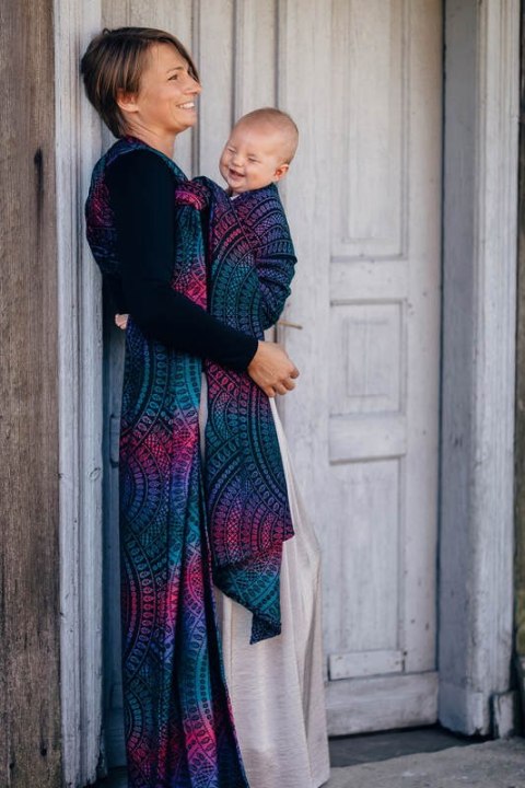 Żakardowa chusta do noszenia dzieci, 60% bawełna, 28% wełna merino, 8% jedwab, 4% kaszmir - PAWI OGON - CZARNY OPAL - rozmiar XS