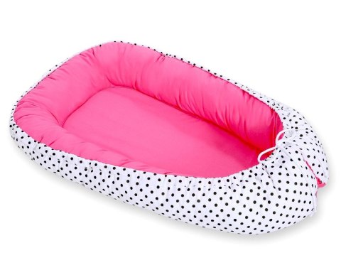 Bobono Kokon niemowlęcy dwustronny kojec otulacz Premium BOBONO- czarne grochy/ ciemny róż