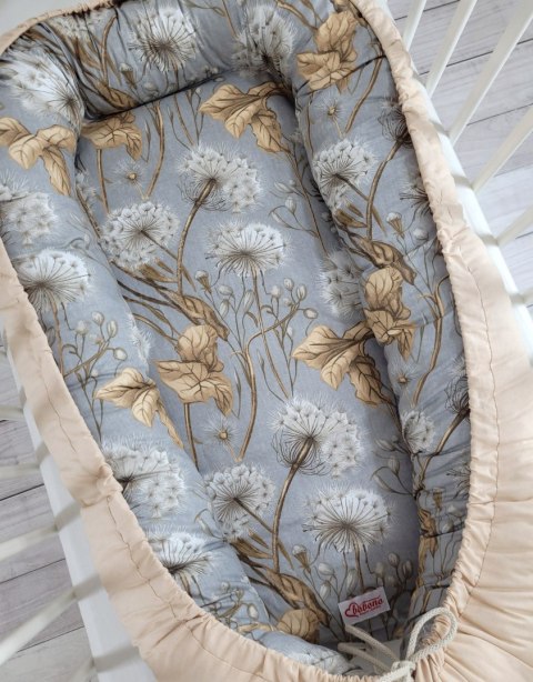 Bobono Kokon niemowlęcy dwustronny kojec otulacz Premium BOBONO- dmuchawce na szarości/ beż