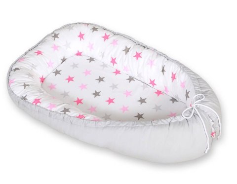 Bobono Kokon niemowlęcy dwustronny kojec otulacz Premium BOBONO- gwiazdy różowo-szare/szary