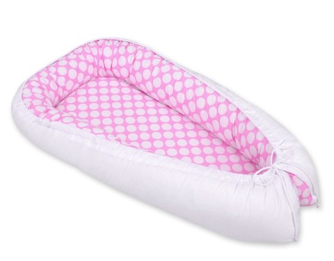 Bobono Kokon niemowlęcy dwustronny kojec otulacz Premium BOBONO- kółeczka różowe/biały