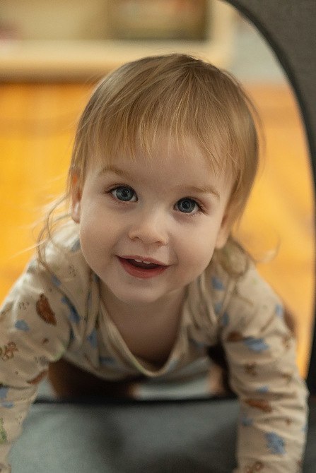 CARETERO ŁÓŻECZKO TURYSTYCZNE ESTI Z OPUSZCZANYM BOKIEM GREY