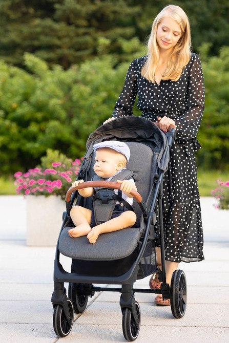 CARETERO WÓZEK SPACEROWY ELMA BLACK