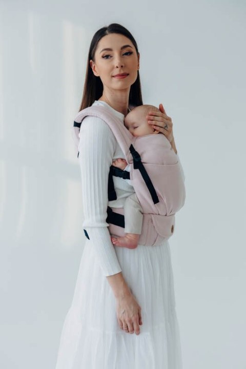 Nosidełko LennyLight z tkaniny skośno-krzyżowej (50% bawełna, 50% wiskoza bambusowa), rozmiar standard - MARSHMALLOW