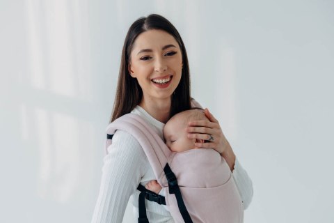 Nosidełko LennyLight z tkaniny skośno-krzyżowej (50% bawełna, 50% wiskoza bambusowa), rozmiar standard - MARSHMALLOW