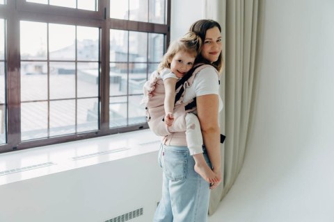 Nosidełko LennyPreschool z tkaniny skośno-krzyżowej (50% bawełna, 50% wiskoza bambusowa), rozmiar preschool - MARSHMALLOW