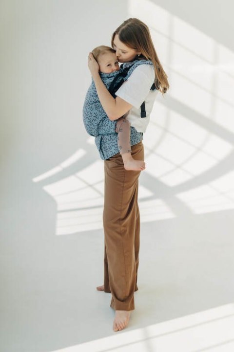 Nosidełko LennyPreschool z tkaniny żakardowej 100% bawełna, rozmiar preschool - ZACZAROWANY ZAKĄTEK - FAIRY