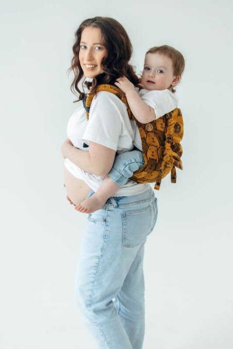 Nosidło Klamrowe Onbuhimo PRO z tkaniny żakardowej (100% bawełna), rozmiar standard - CAPYBARAS - TRIBU