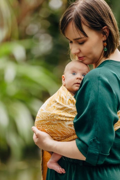 Żakardowa chusta kółkowa do noszenia dzieci, 100% wiskoza bambusowa, ramię bez zakładek - WOLNY DUCH - AURUM - standard 1.8m