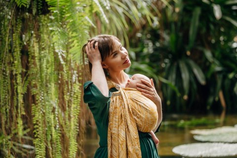 Żakardowa chusta kółkowa do noszenia dzieci, 100% wiskoza bambusowa, ramię bez zakładek - WOLNY DUCH - AURUM - standard 1.8m